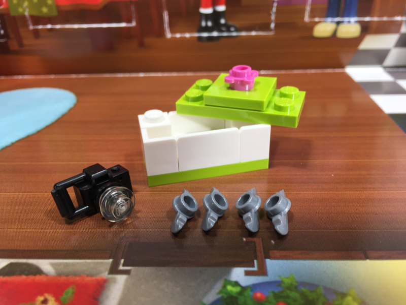 Illustration for article titled Review: Lego Friends, City, Star Wars advent calendars--day 24